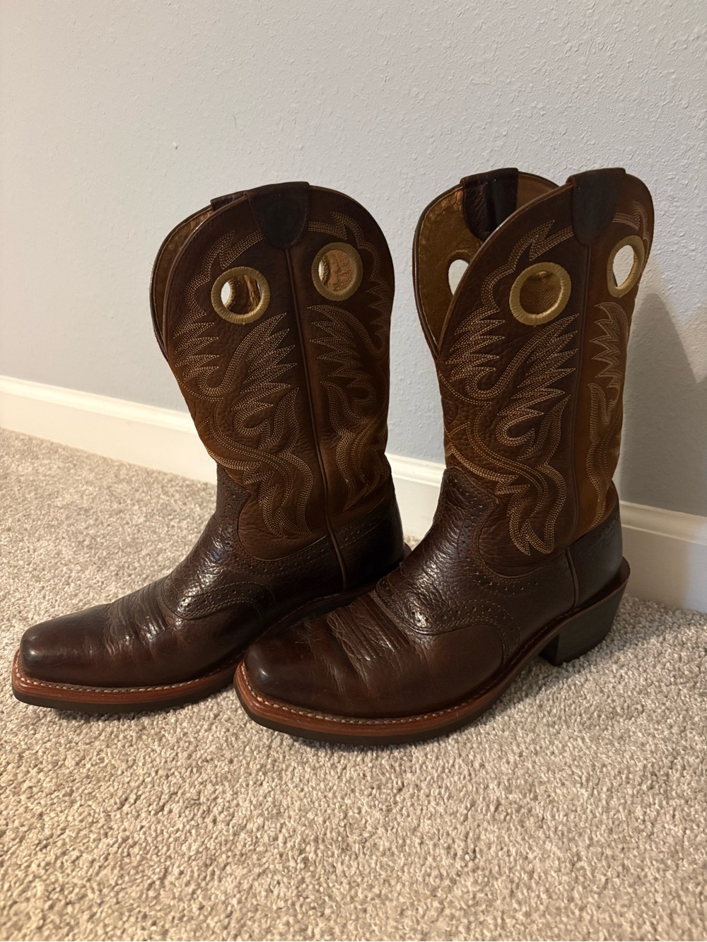 Ariat Men’s 8 Medium Brown Leather Western Stitched Pull-On Cowboy Boots